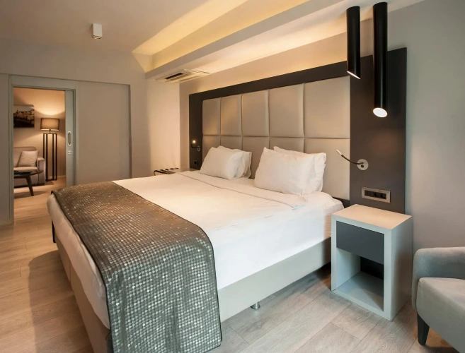Double Suite