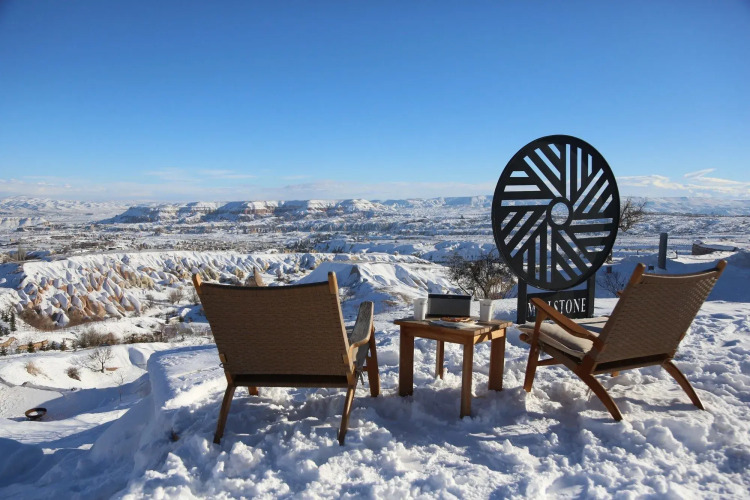 Millstone Cave SuitesOver view