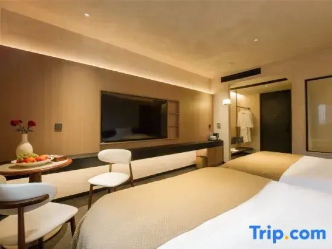 Standard Twin room with garden view