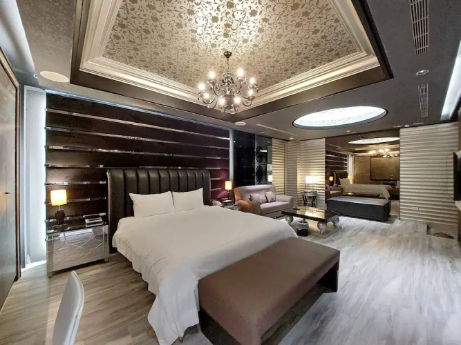Elysees Motel