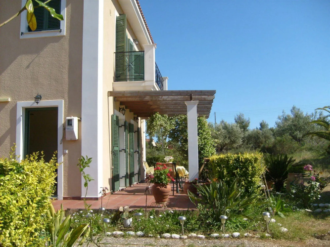 Villa Moschona