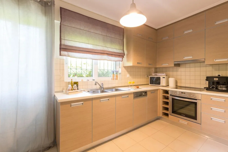 New stylish apartment with Sea View