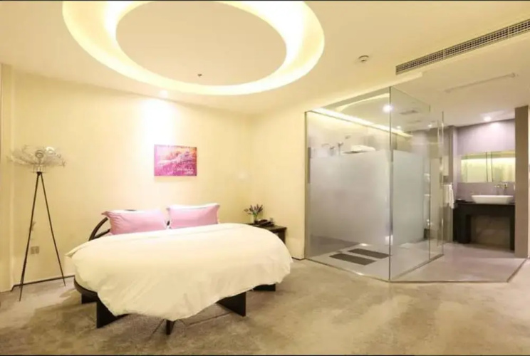 Leshan Wow Hotel