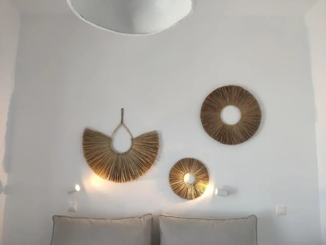 2 Bedrooms Villa