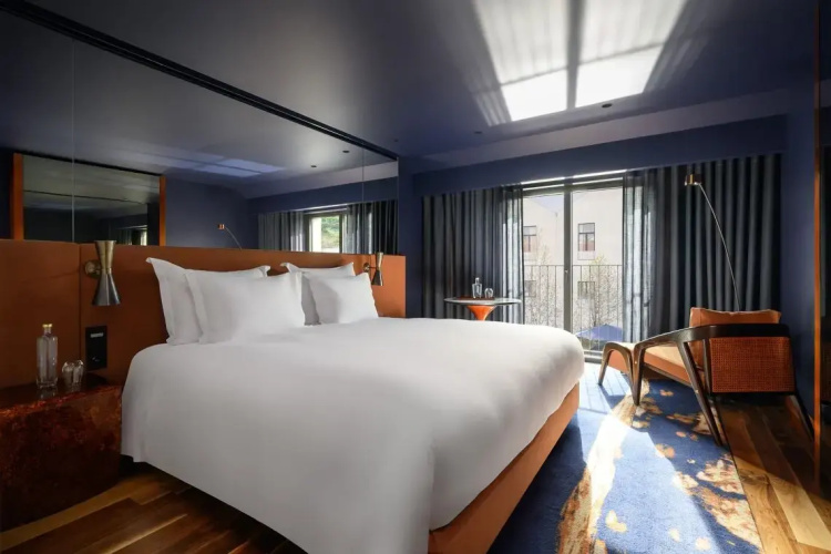 Superior Double room with pool view