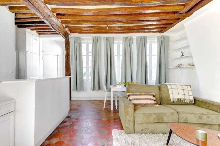Double Apartment with courtyard view