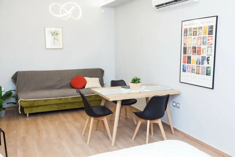 Contemporary chic in Central Athens
