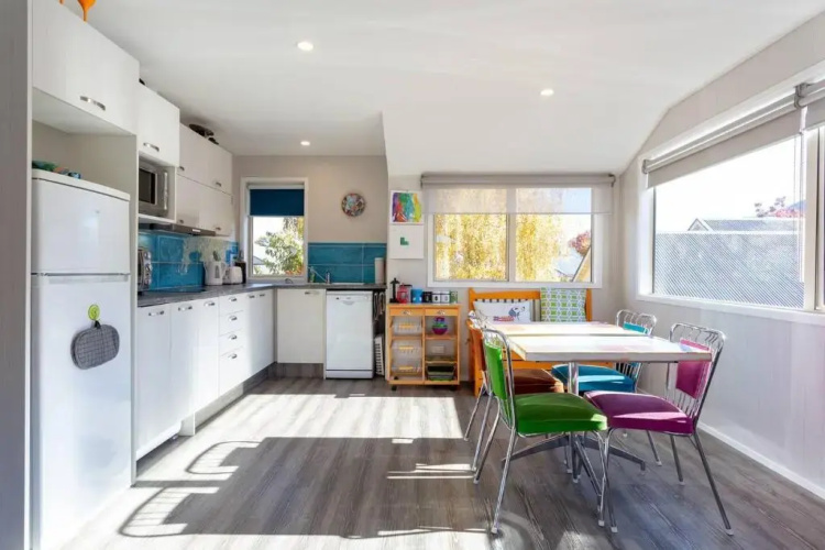Elevated two bedroom apartment