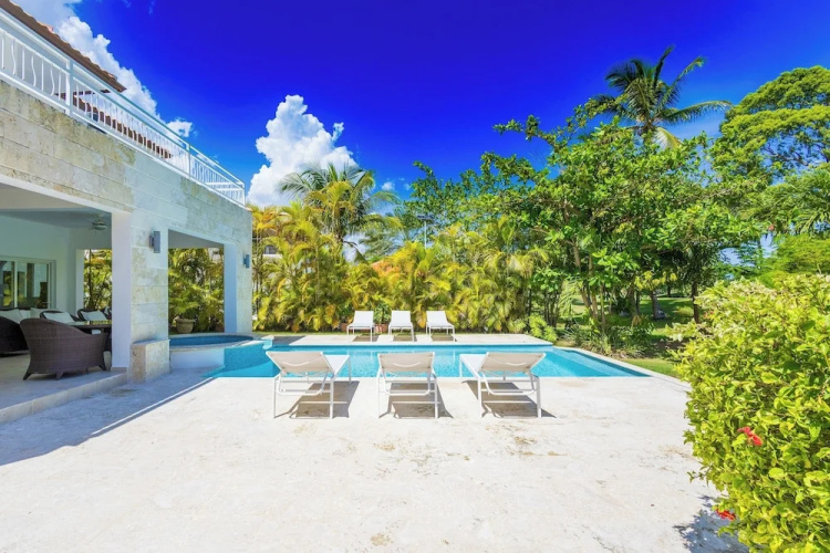 Villa Buganvilla 252 - 4BR Pool Jacuzzi Golf