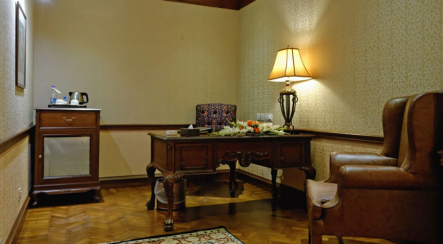 Faletti's Hotel