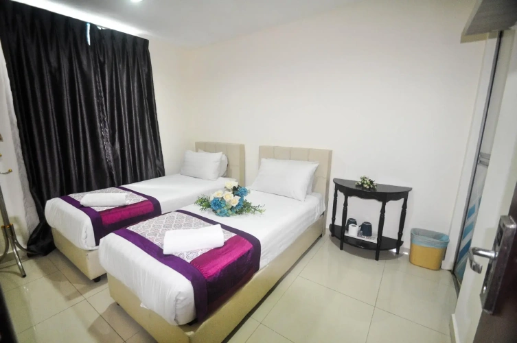 Standard Double room with city view