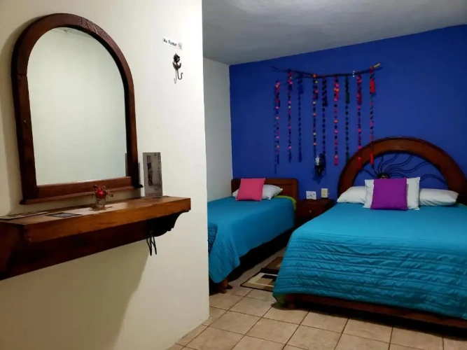 Standard Triple room