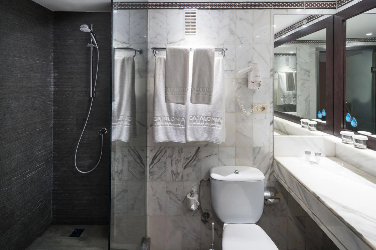 Catalonia Las Vegas - Adults Only photo 12