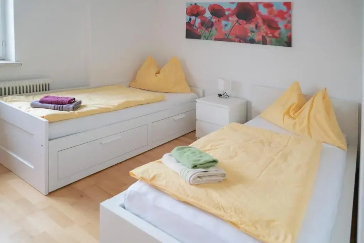 3 Bedrooms Apartment