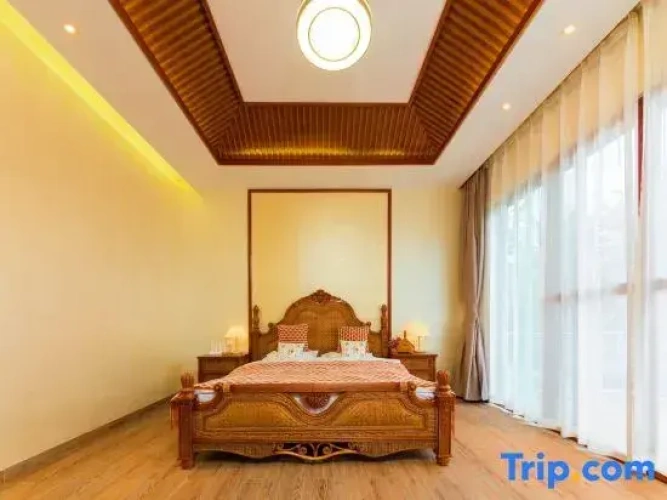 5 Bedrooms Suite