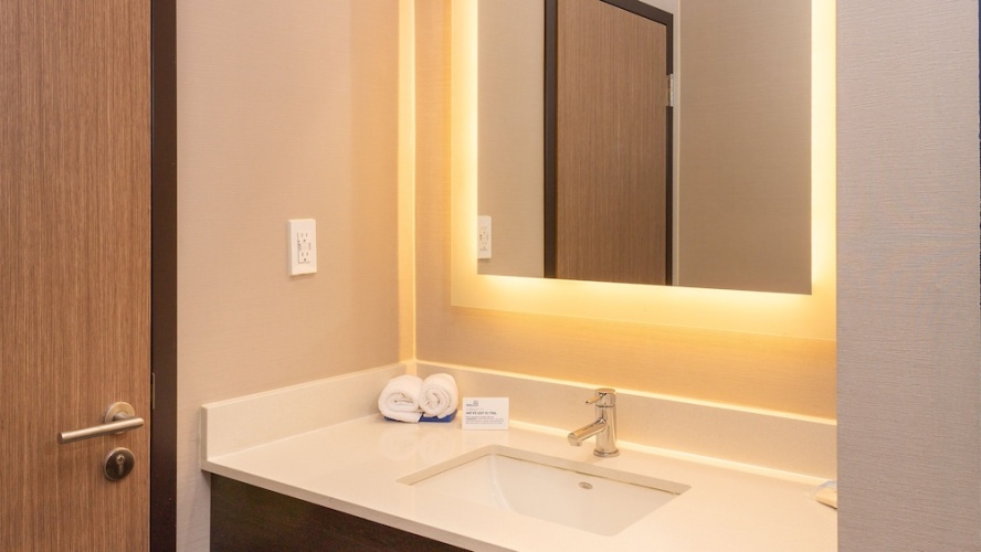 Holiday Inn Express & Suites Tijuana Otay photo 11