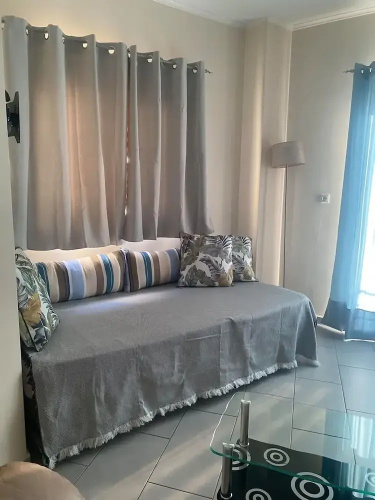 Arethousa Urban View - Chalkida s Cozy Nest
