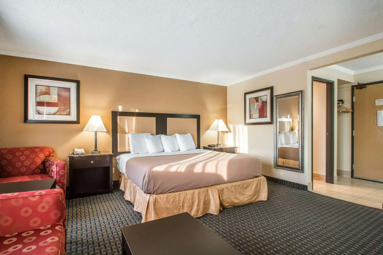 Comfort Inn Hoffman Estates - Schaumburg