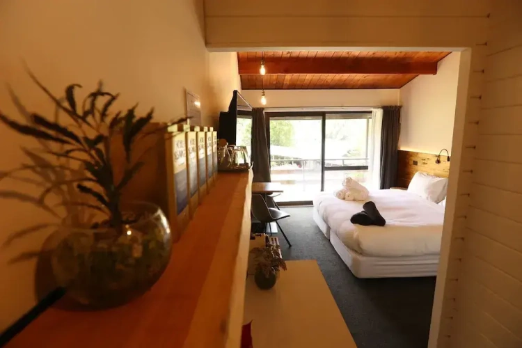 1 Bedroom Superior Double room with mountain view