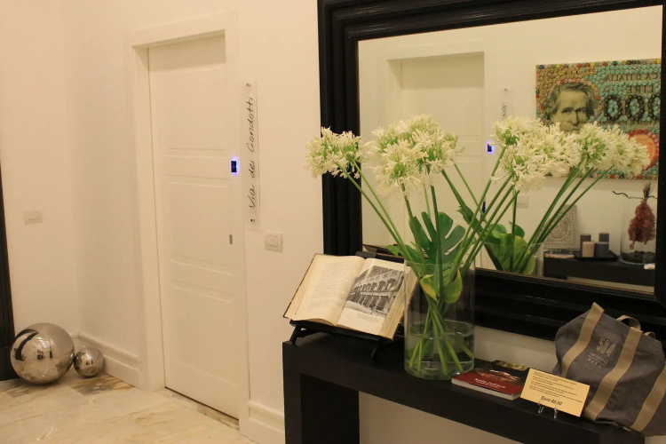 504 Corso Suites