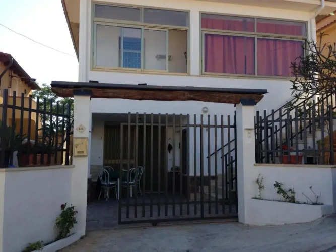 2 Bedrooms Cottage