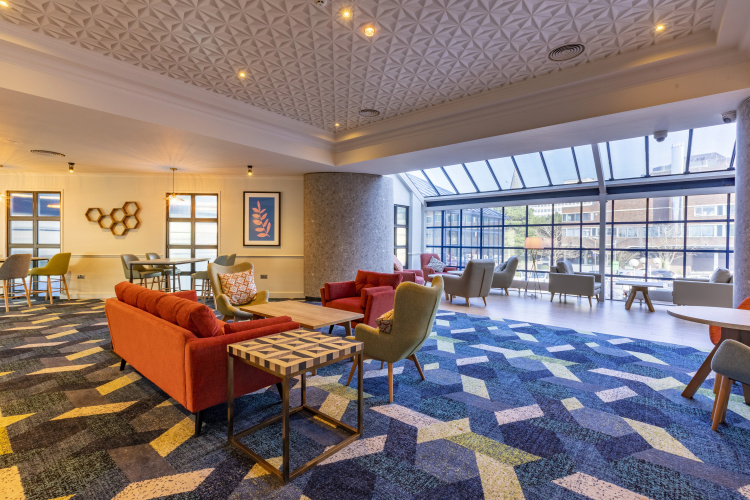 Holiday Inn Sutton photo 12