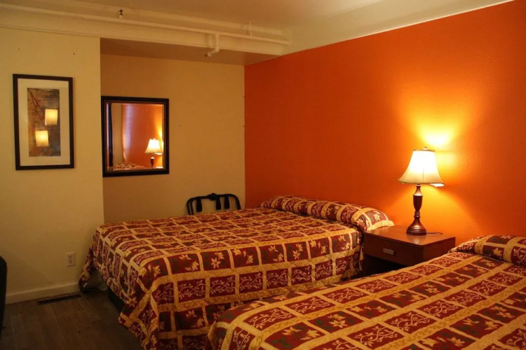 Nampa Downtown Inn