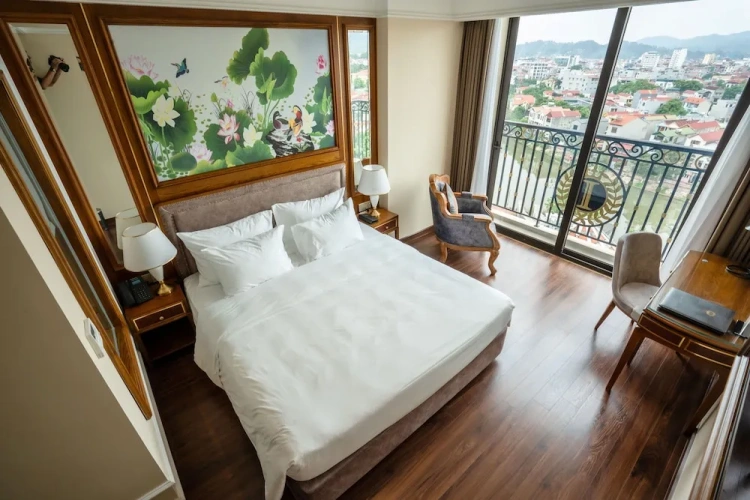Deluxe Double room with balcony and with lake view