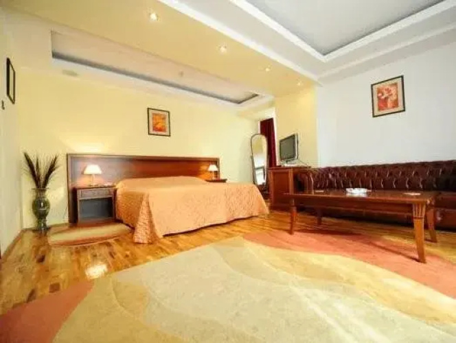 Green Forum Hotel