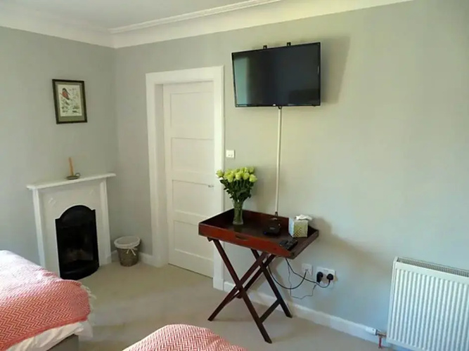 Balvraid Lodge B&B
