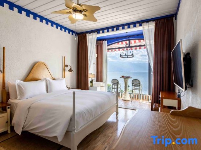 Standard Double room with sea view