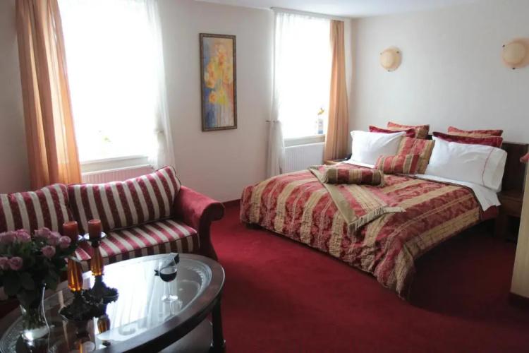 Guest House Minge