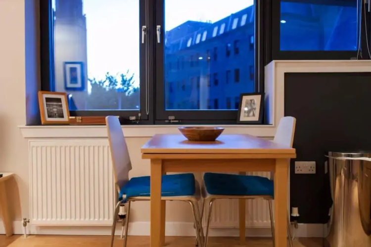 1 Bedroom West End Apartment