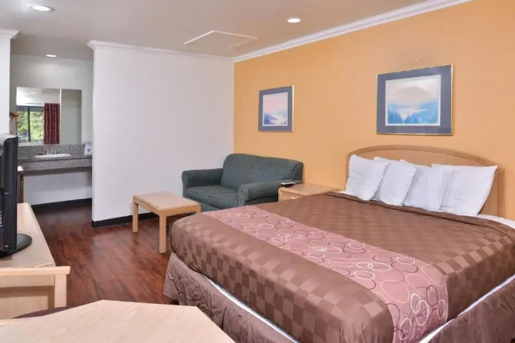1 Bedroom Double Suite