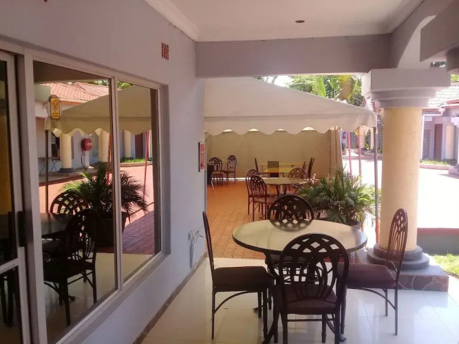 Kakwele Lodge & Tours