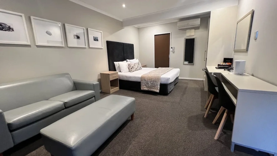 Premier Studio