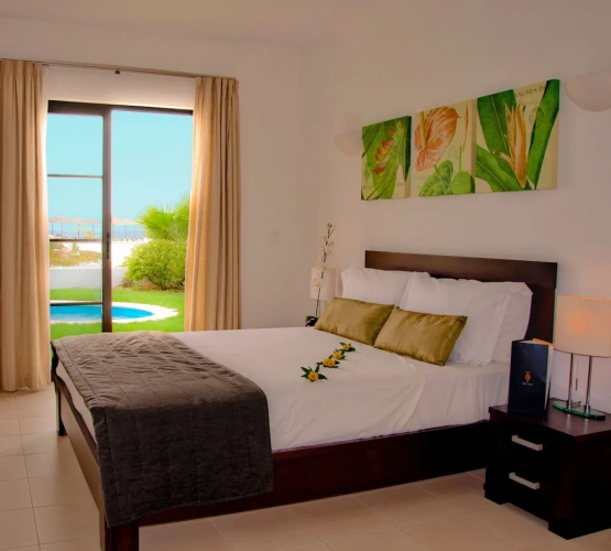 3 Bedrooms Villa
