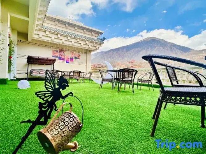 Batang Maya Hotel