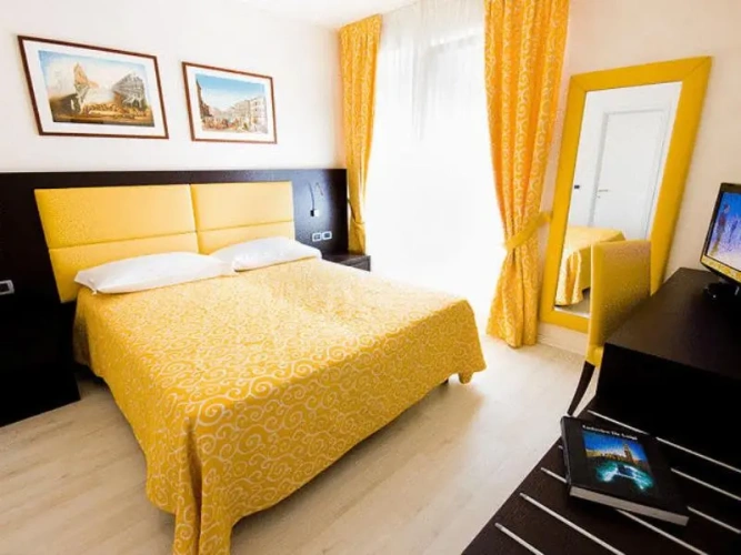 Triple room