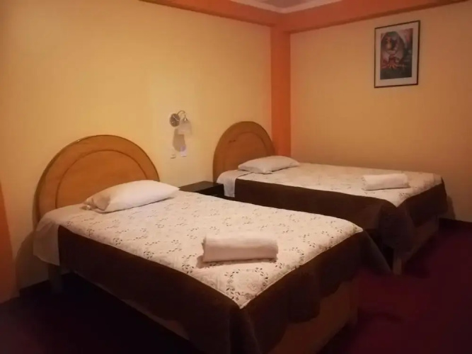 Samary Hostel