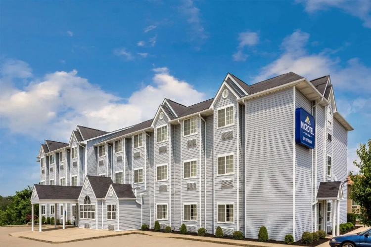 Quadruple Suite