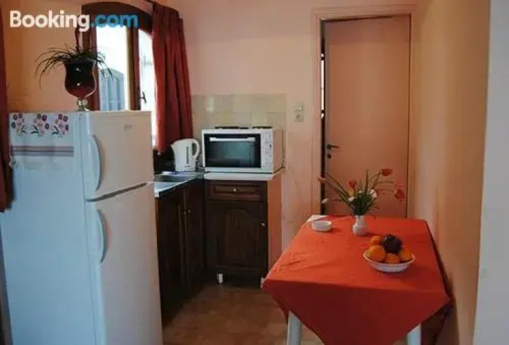 Ermioni Rooms