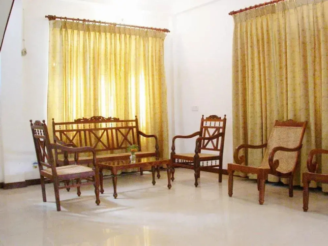 Grand Kandy Villa Hotel