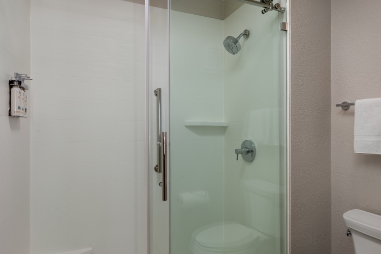 Holiday Inn Express Boston-Milford photo 9