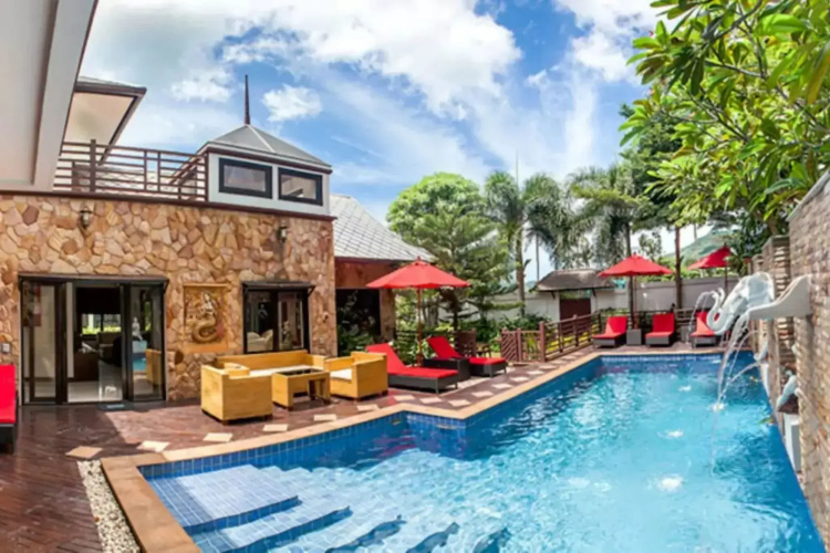 8 Bedrooms Twin Villas in Chaweng
