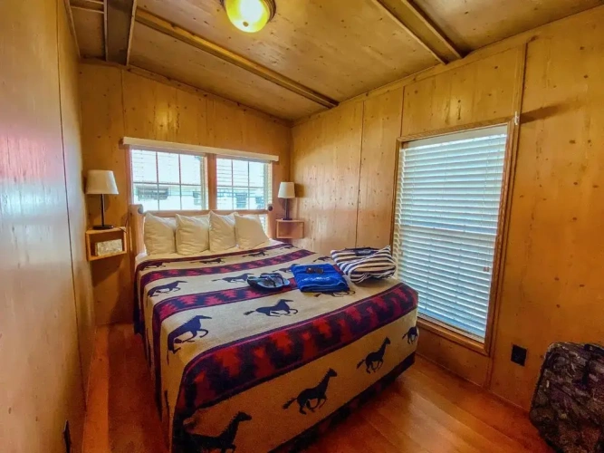 Standard Cottage