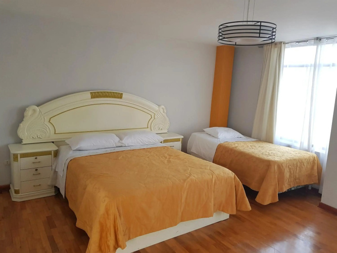 Le Prince Apart Tacna