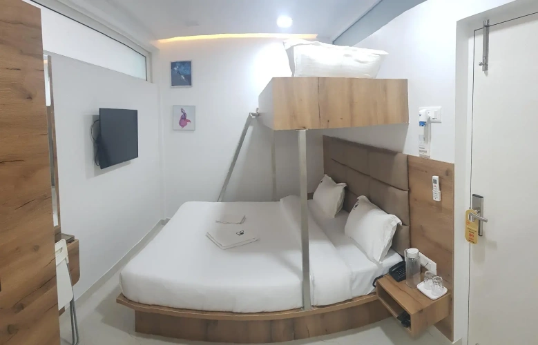 Deluxe Family room