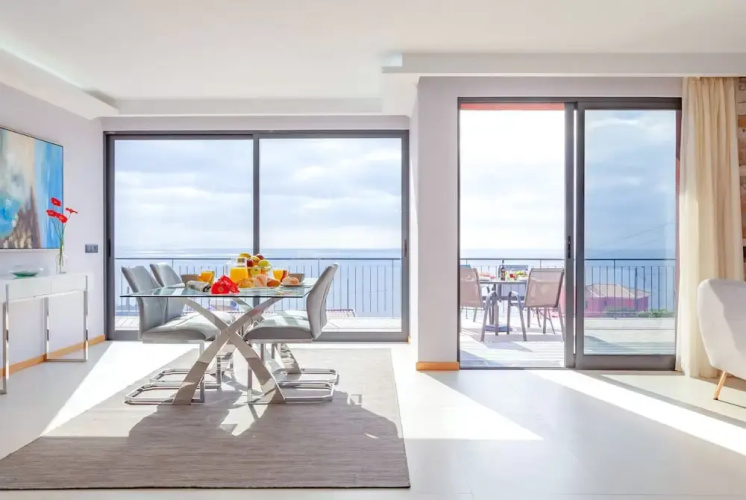 Casa Sol by MHM