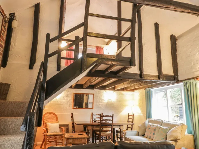 Daffodil Cottage
